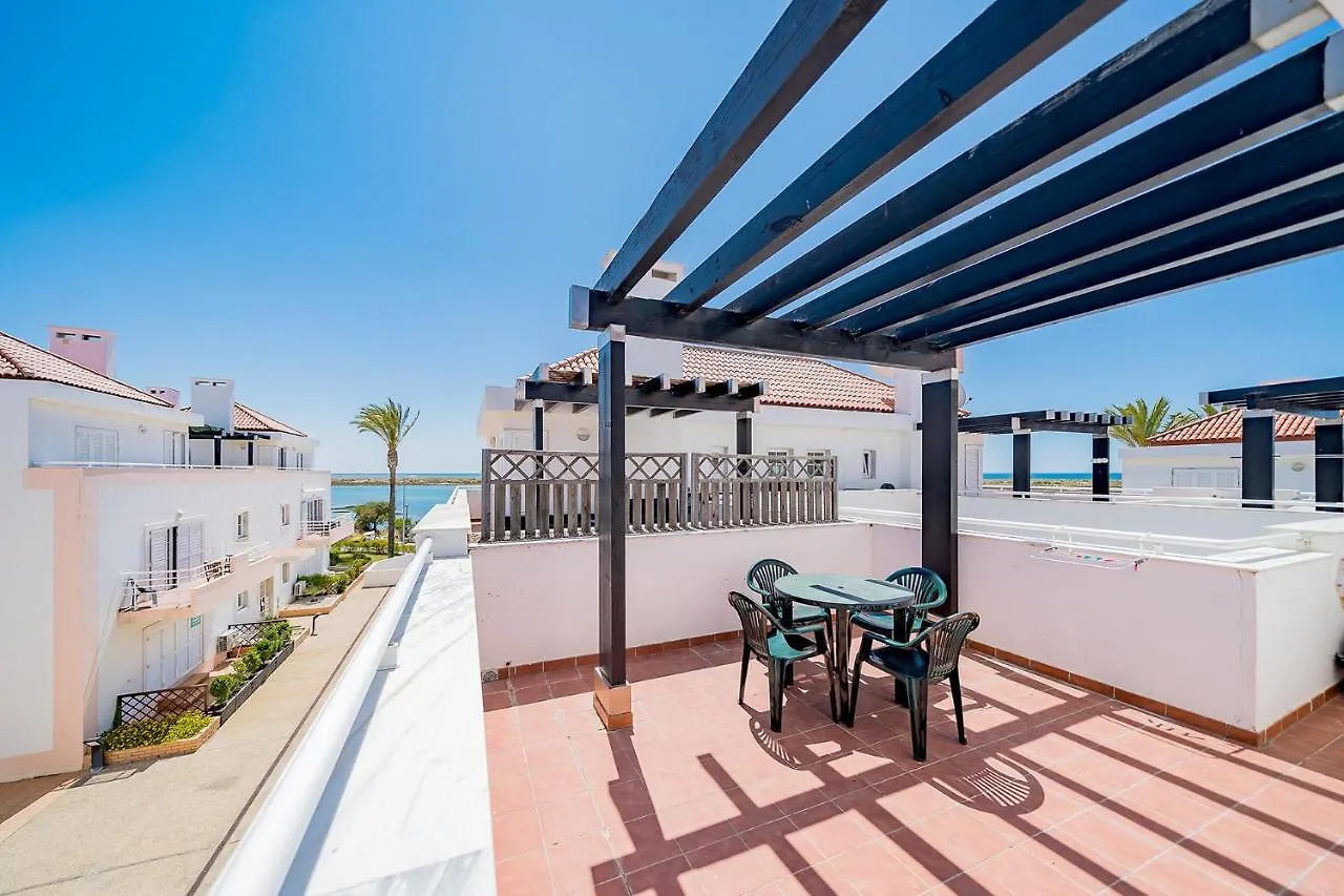 Traditional Seaside Tavira Apartment Cabanas De Tavira