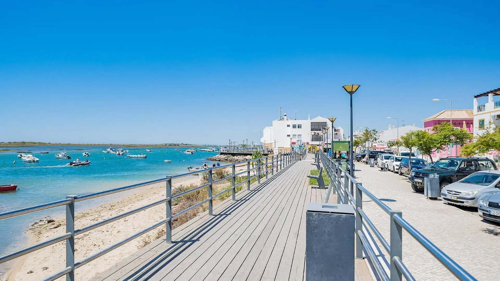 Traditional Seaside Tavira Apartment Cabanas De Tavira