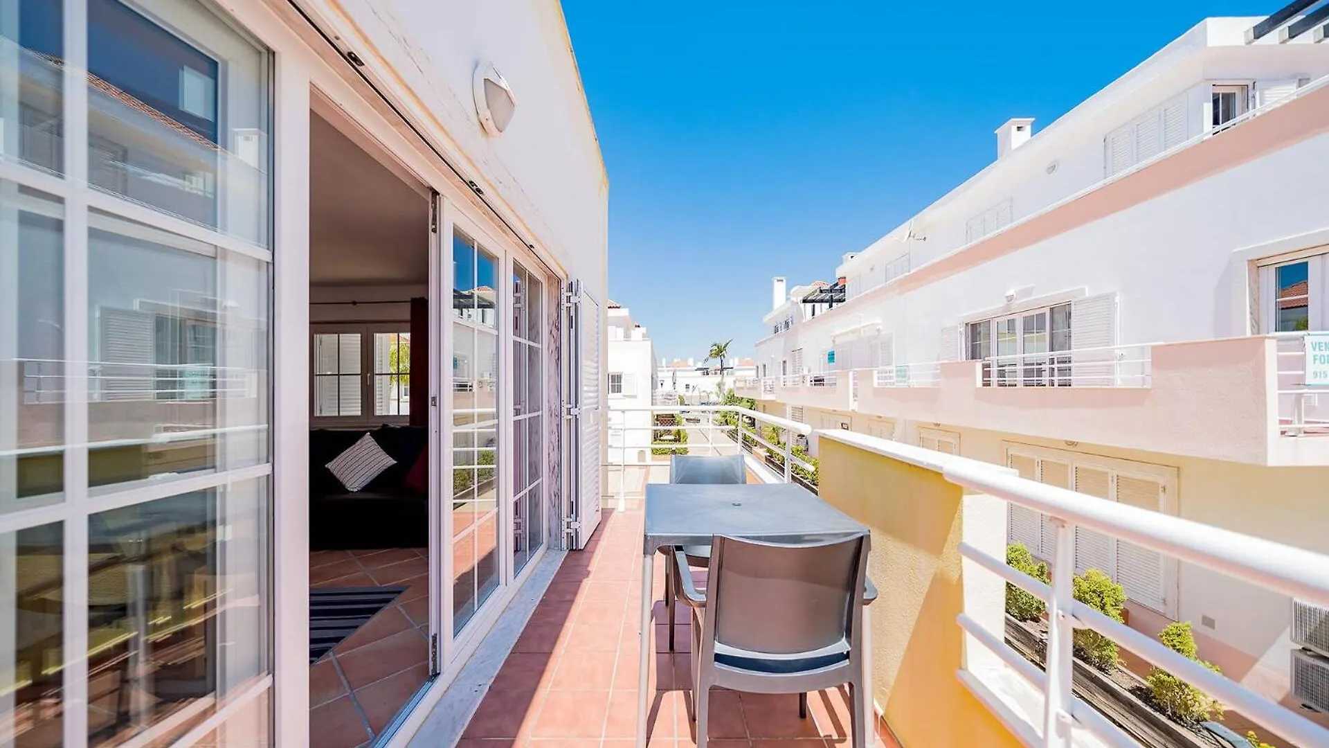 Traditional Seaside Tavira Apartment Cabanas De Tavira